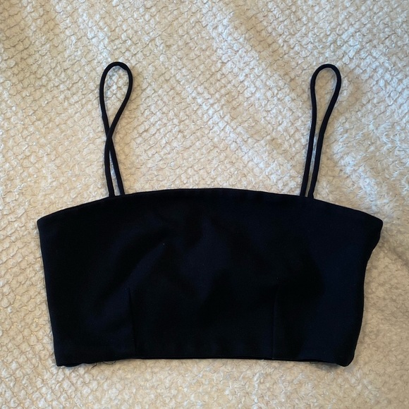 H&M Thick Material Black Crop Top/Bandeau Top Spaghetti Straps - Picture 2 of 3